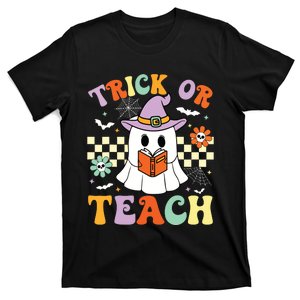 Trick Or Teach Groovy Teacher Halloween Retro Floral Ghost T-Shirt