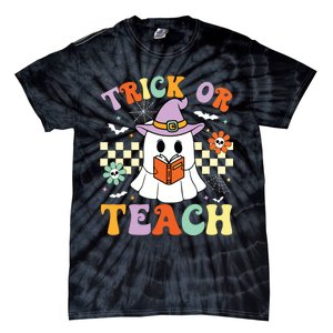 Trick Or Teach Groovy Teacher Halloween Retro Floral Ghost Tie-Dye T-Shirt