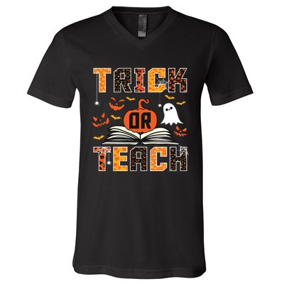 Trick Or Teach Retro Halloween Teacher Costume V-Neck T-Shirt