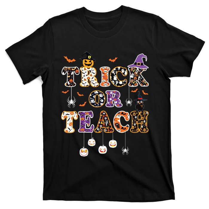 Trick Or Teach Retro Halloween Teacher Costume T-Shirt