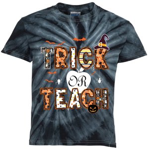 Trick Or Teach Retro Halloween Teacher Costume Kids Tie-Dye T-Shirt