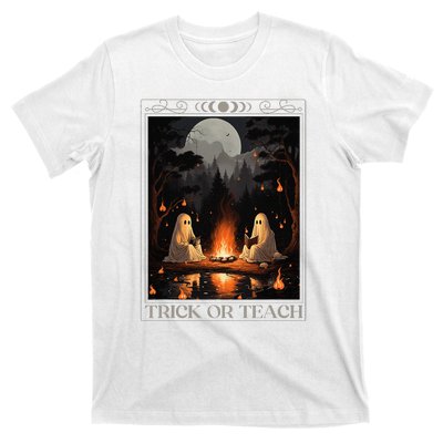 Trick Or Teach Ghost Books Reading Tarot Teachers Halloween T-Shirt