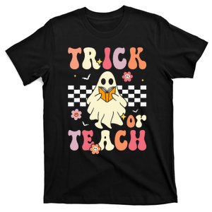 Trick Or Teach Groovy Halloween Retro Floral Ghost Teacher T-Shirt