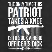 The only time this patriot takes a knee is to suck a hero 25L Jumbo Tote