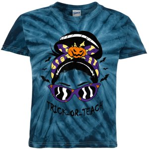 Trick or Teach Cute Halloween Teacher Messy Bun Retro Shades Kids Tie-Dye T-Shirt