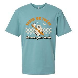 Trick Or Treat Brush Your Teeth Dentist Halloween Costume Cute Gift Sueded Cloud Jersey T-Shirt