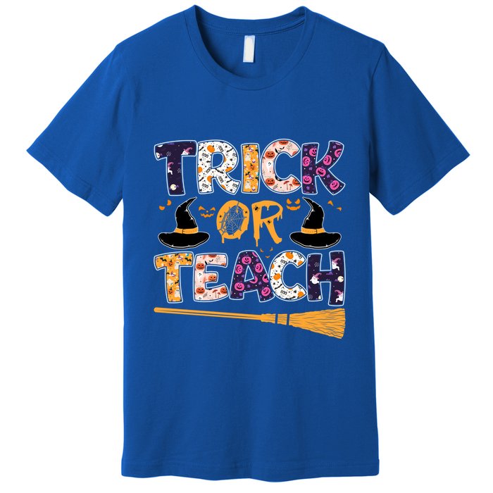 Trick Or Teach Funny Teacher Halloween Costume Great Gift Premium T-Shirt