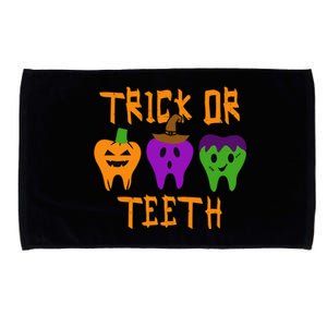 Trick Or Treat Brush Your Teeth Dentist Halloween Funny Gift Microfiber Hand Towel