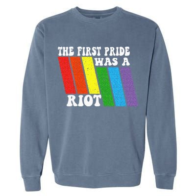The One Where I Teach 4th Grade Teacher Garment-Dyed Sweatshirt