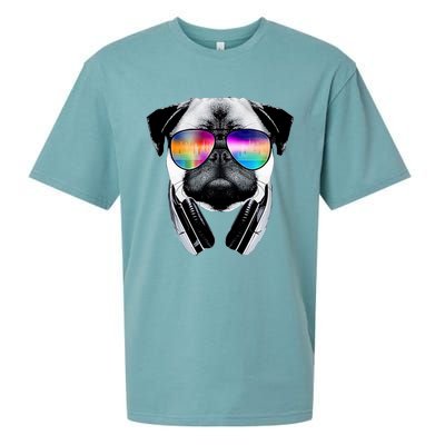 Trippy Pug Dog Wearing Music Equalizer Sunglasses Sueded Cloud Jersey T-Shirt