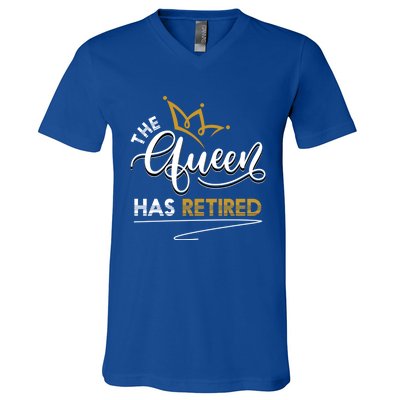 The Queen Has Retired Grandma Old Funny Retiret Gift V-Neck T-Shirt