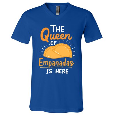 The Queen Of Empanadas Is Here Funny For Lover Food Gift V-Neck T-Shirt