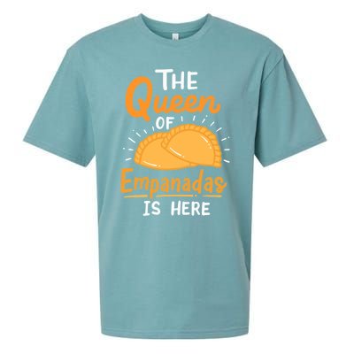 The Queen Of Empanadas Is Here Funny For Lover Food Gift Sueded Cloud Jersey T-Shirt