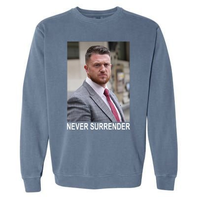 Tommy Robinson And Trump Mugshot Never Surrender Garment-Dyed Sweatshirt