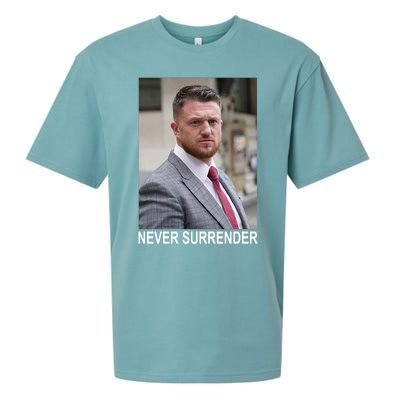 Tommy Robinson And Trump Mugshot Never Surrender Sueded Cloud Jersey T-Shirt