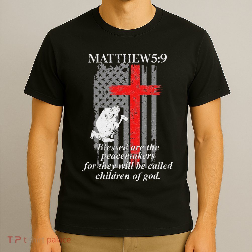Thin Red Line Fireman Cross Bible Verse Firefighter Usa Flag T-Shirt