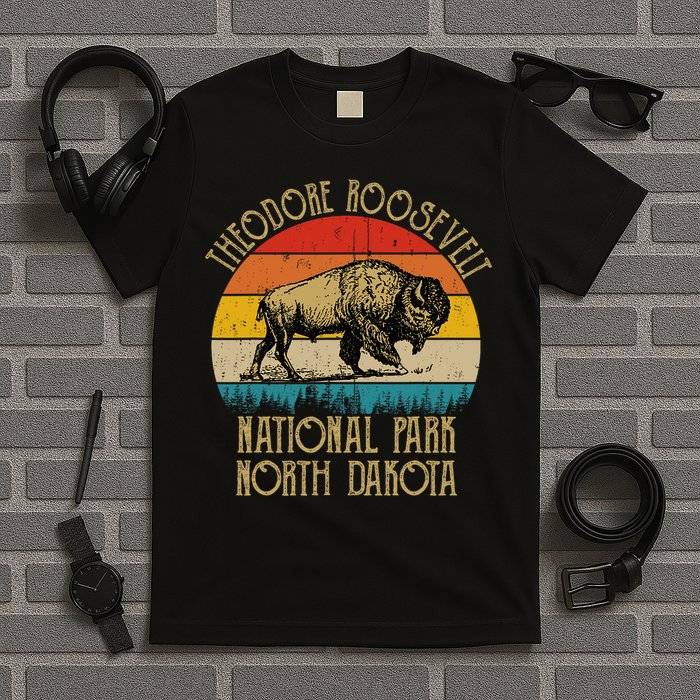 Theodore Roosevelt National Park North Dakota Buffalo Retro T-Shirt