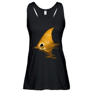 Tailing Redfish Red Drum Fish Ladies Essential Flowy Tank