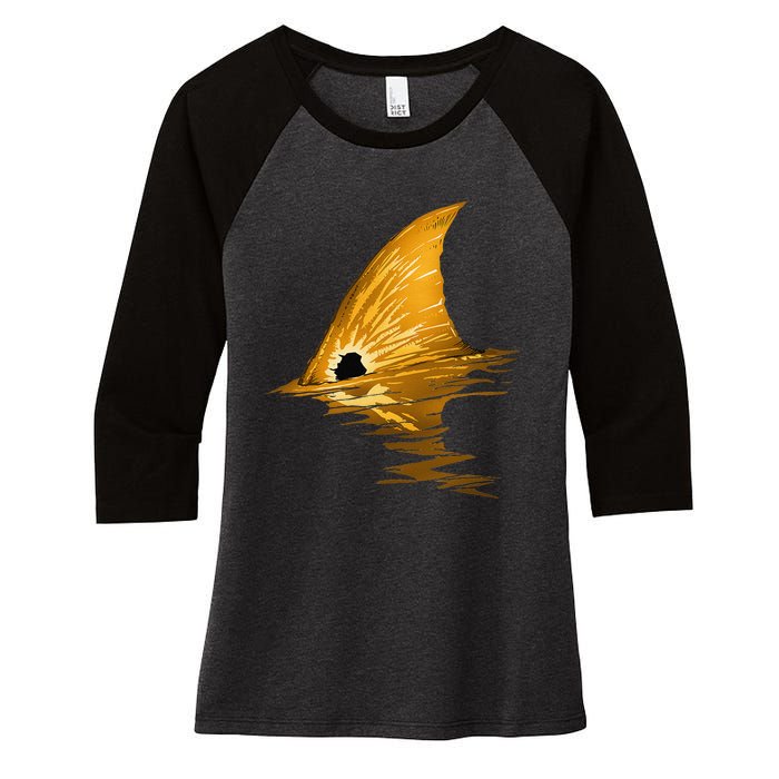 Tailing Redfish Red Drum Fish Women's Tri-Blend 3/4-Sleeve Raglan Shirt