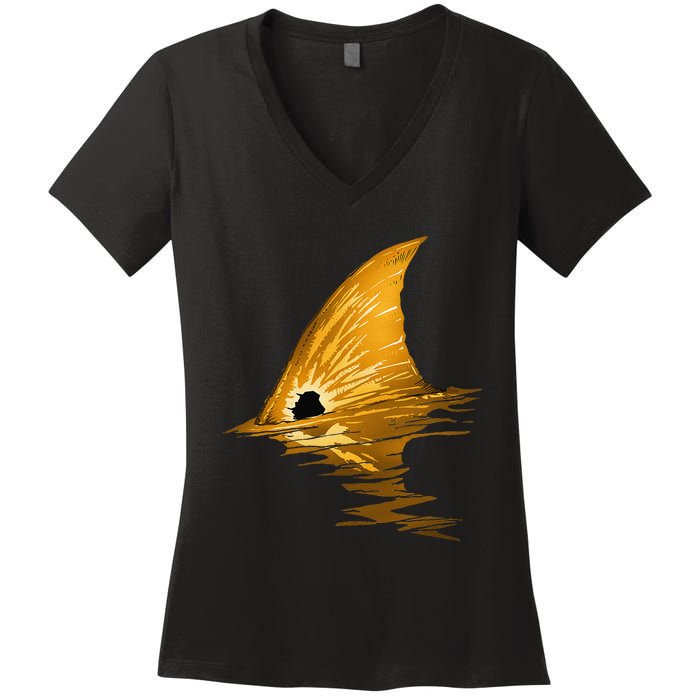 Tailing Redfish Red Drum Fish Women's V-Neck T-Shirt