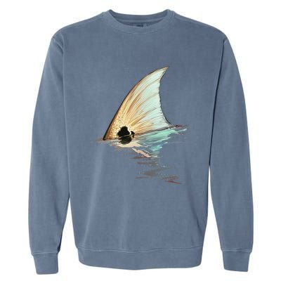 Tailing Redfish Redfish Tail Red Drum Fish Garment-Dyed Sweatshirt