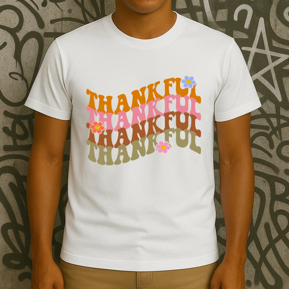Thankful Retro Sunflower Cute Gift T-Shirt