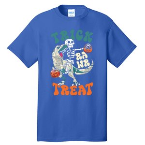 Trick Rawr Treat Skeleton Riding Mummy Dinosaur Halloween Gift Tall T-Shirt