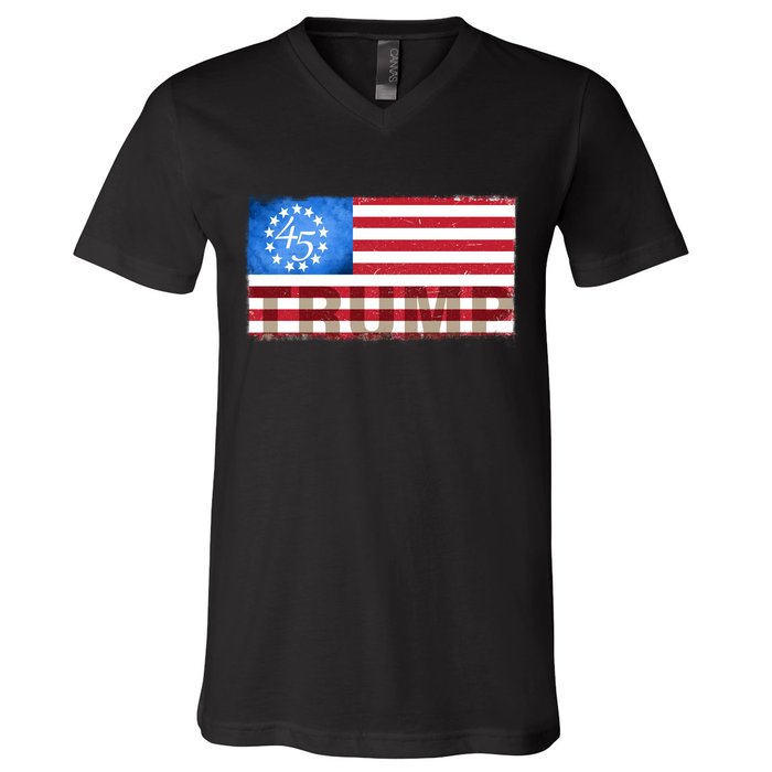 Trump 45 Betsy Ross 13 Original Colonies Flag V-Neck T-Shirt