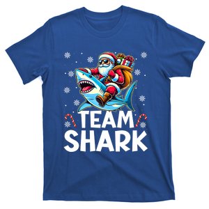 Team Shark Christmas Funnylights Santa Hat Snowflakes Xmas Great Gift T-Shirt