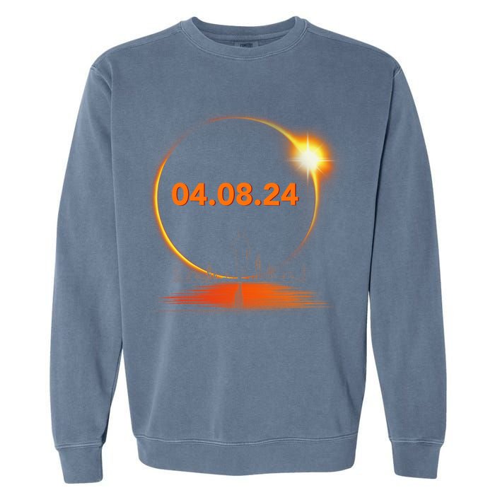 Total Solar Eclipse 2024 USA April 8 2024 Garment-Dyed Sweatshirt