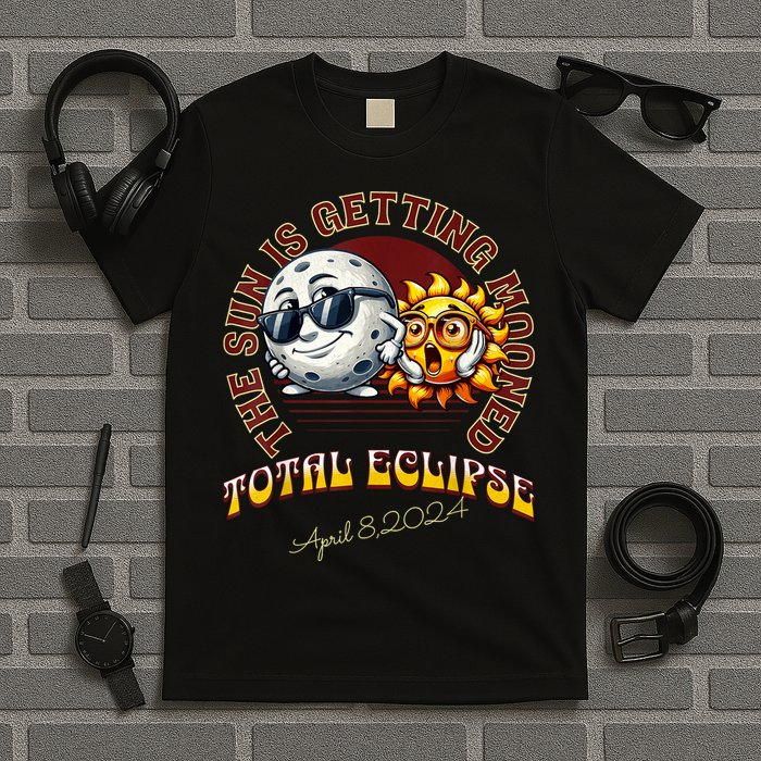 Total Solar Eclipse Chase 2024 Sun Is Getting Mooned T-Shirt