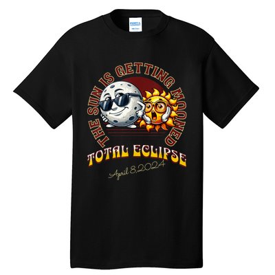 Total Solar Eclipse Chase 2024 Sun Is Getting Mooned Tall T-Shirt