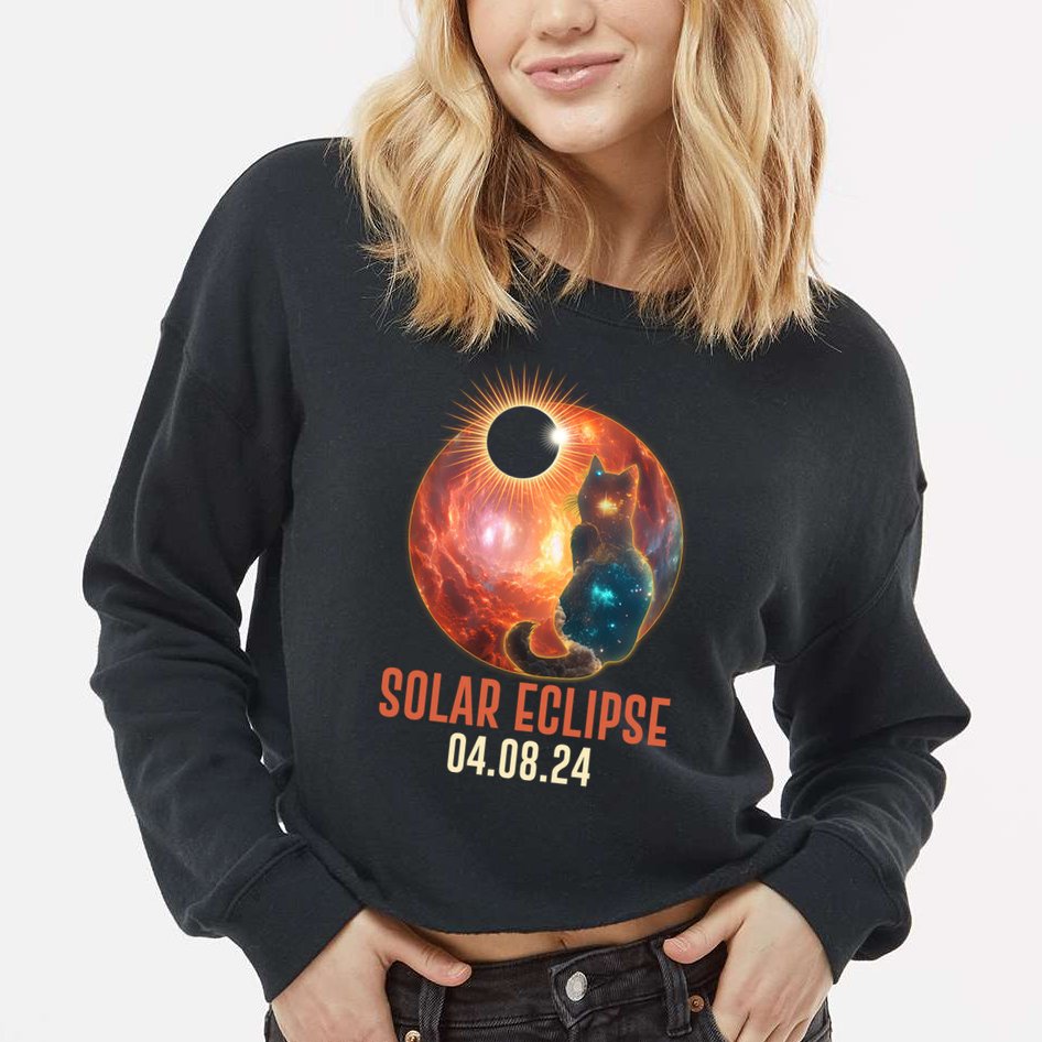 Total Solar Eclipse Galaxy Space Cat Cropped Pullover Crew