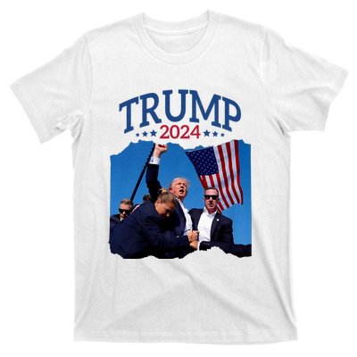 Trump Short Fist Pumped 2024 Pray For Trump NeverS Give Up T-Shirt