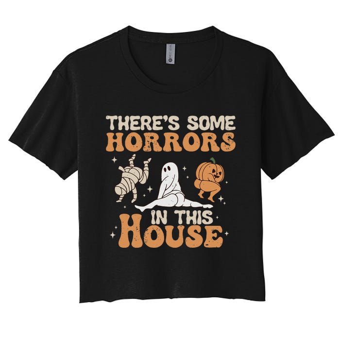 Theres Some Horrors In This House Halloween Pumpkin Ghost Women's Crop Top Tee