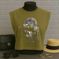 Three Sheeps Howling To The Moon Garment-Dyed Women's Muscle Tee