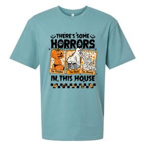 There’S Some Horrors In This House Retro Halloween Sueded Cloud Jersey T-Shirt