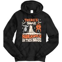 ThereS Some Horrors In This House Ghost Pumpkin Halloween Tie Dye Hoodie