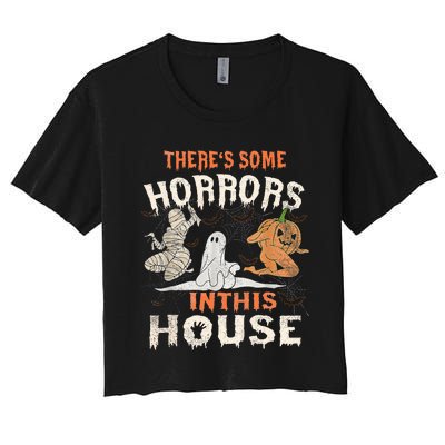 Theres Some Horrors In This House Halloween Pumpkin Ghost Women's Crop Top Tee