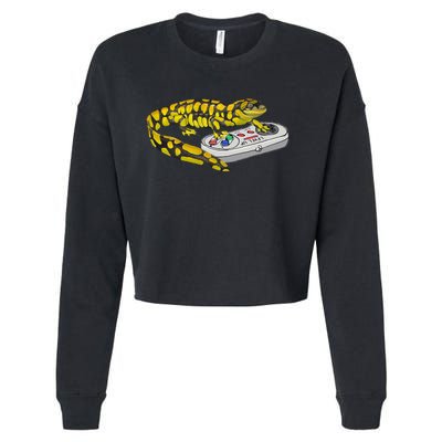 Tiger Salamander Playing Video Game Salamanders Gamers Cropped Pullover Crew