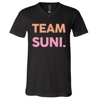 Team Suni Proud Family Surname Last Name V-Neck T-Shirt