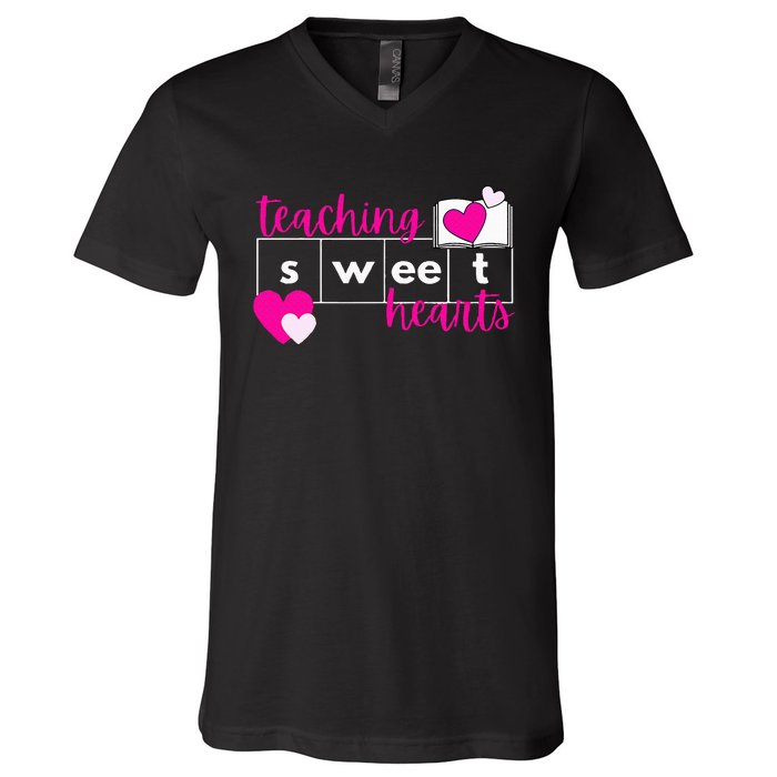 Teaching Sweethearts Reading Teacher Science Of Reading V-Neck T-Shirt