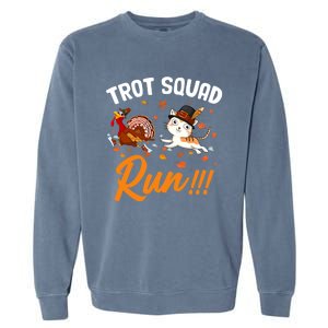 Trot Squad Run Thanksgiving Cat Turkey Running Runner Cute Gift Garment-Dyed Sweatshirt