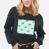 Trendy Sunlight Summer Pattern Lemons Cropped Pullover Crew