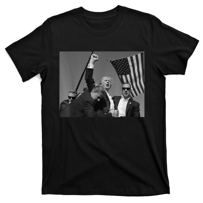 Trump Shooting Survivor Donald Trump Fist Pump T-Shirt