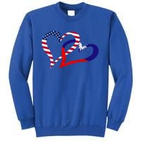 Taiwan Taiwanese Americans Usa Flag Colors Heart Love Gift Sweatshirt