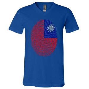 Taiwan Taiwanese Flag Dna Fingerprint Funny Gift V-Neck T-Shirt