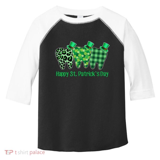 Three Tooth Leprechaun Hat Dentist Happy St Patrick's Day Gift Toddler Fine Jersey T-Shirt