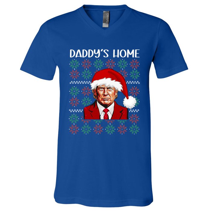 Trump Ugly Christmas DaddyS Home Funny Daddys Home Great Gift V-Neck T-Shirt