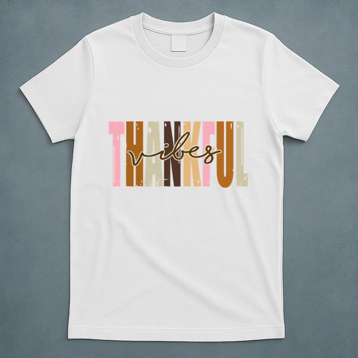 Thankful Vibes Holiday Cute T-Shirt